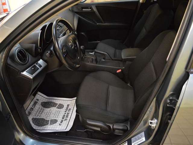 2013 Mazda Mazda3 i SV 4dr Sedan 5A
